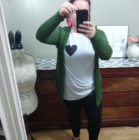 Tops - Glitter Heart Pocket Tee